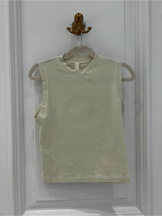 SKIMS Tops - Skims cropped muscle tank